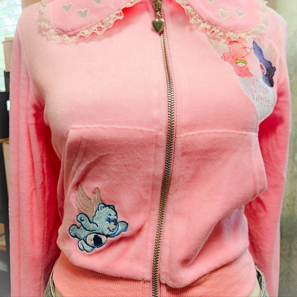 NWT Tenderheart's Touch Velour HoodieDolls Kill x Care Bears - Picture 3 of 6